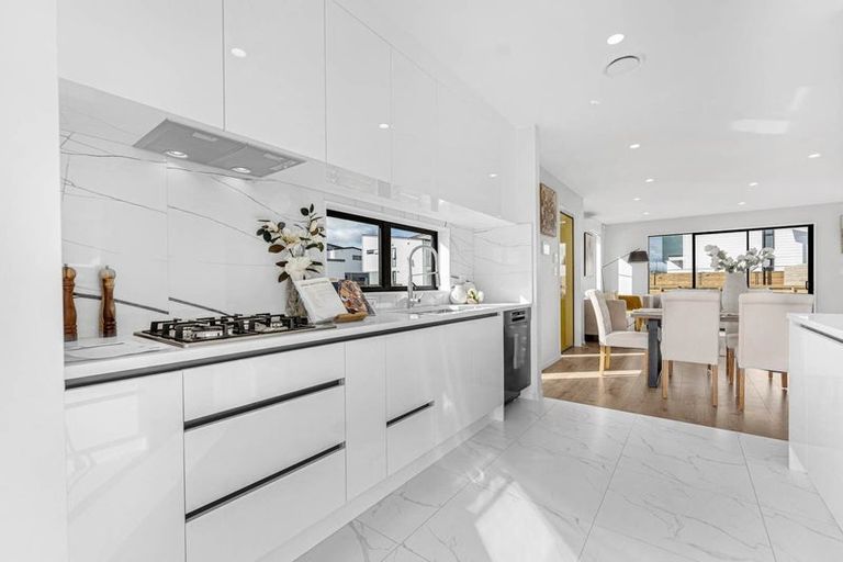 Photo of property in 20 Corporal Street, Papakura, 2110