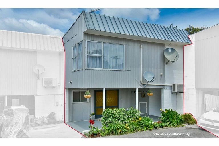 Photo of property in 4/66 Hillcrest Road, Papatoetoe, Auckland, 2025