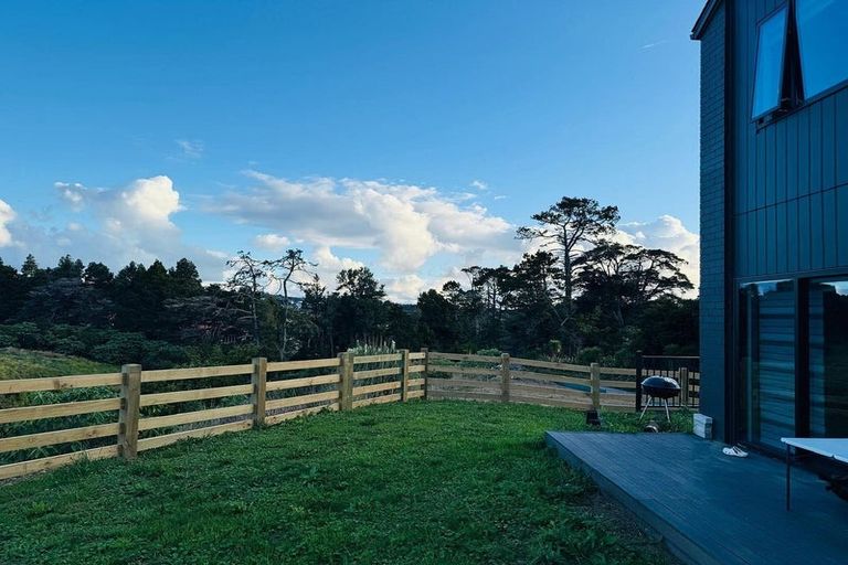 Photo of property in 3 Otaota Way, Flat Bush, Auckland, 2019