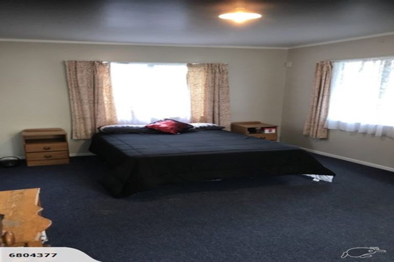 Photo of property in 1/184 Universal Drive, Henderson, Auckland, 0610