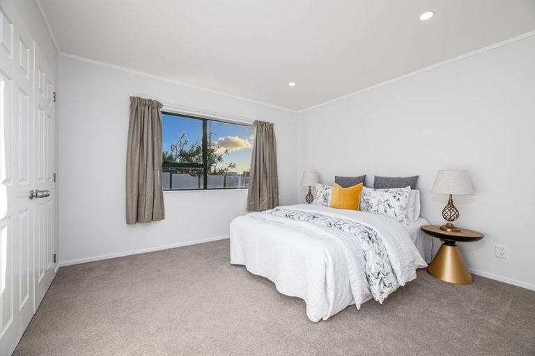 Photo of property in 321 Hobsonville Road, Hobsonville, Auckland, 0618