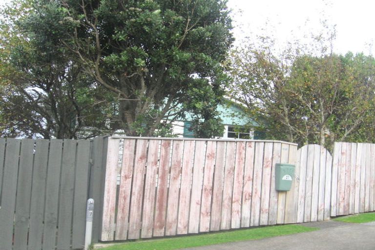 Photo of property in 27 Acacia Avenue, Maungaraki, Lower Hutt, 5010