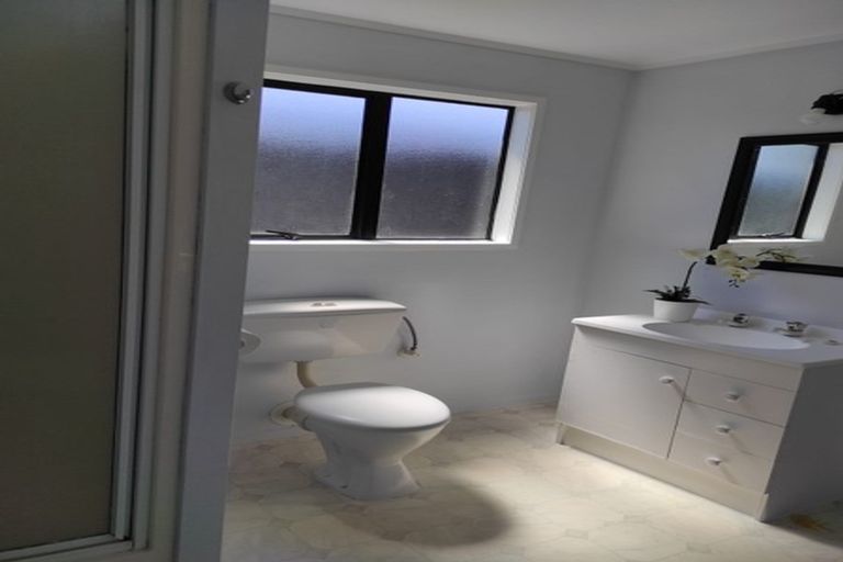 Photo of property in 60 Sheehan Avenue, Papakura, 2110