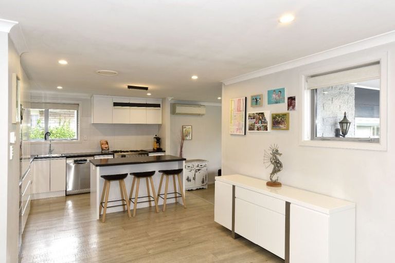 Photo of property in 32 Wingate Street, Redwood, Christchurch, 8051