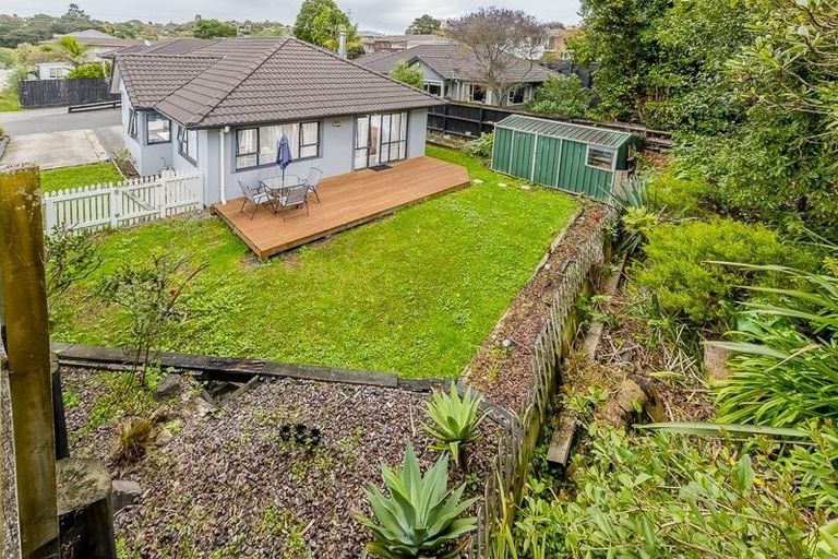 Photo of property in 87a Triangle Road, Massey, Auckland, 0614