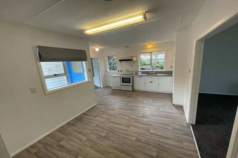 Photo of property in 25 Wood Street, Wainuiomata, Lower Hutt, 5014