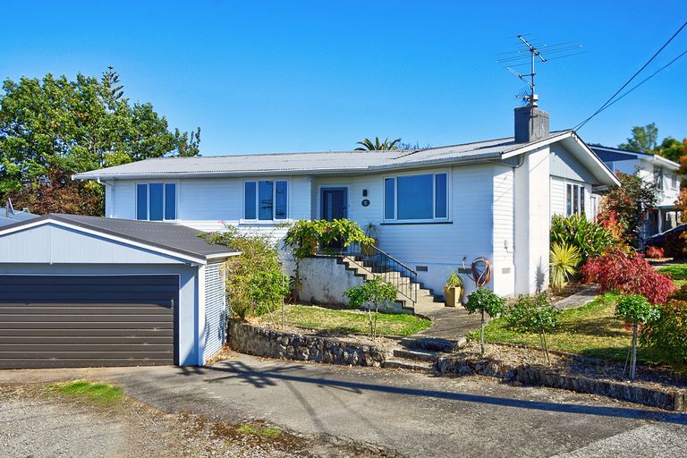 Photo of property in 11 Puriri Crescent, Lansdowne, Masterton, 5810