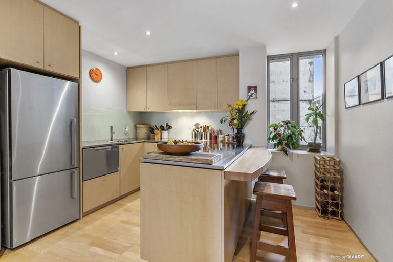 Photo of property in Sanctum Apartment, 10 Ebor Street, Te Aro, Wellington, 6011