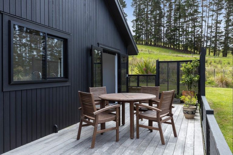 Photo of property in 163 Pukapuka Road, Pohuehue, Warkworth, 0983