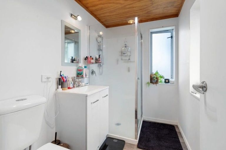 Photo of property in 42b Simpson Road, Papamoa Beach, Papamoa, 3118