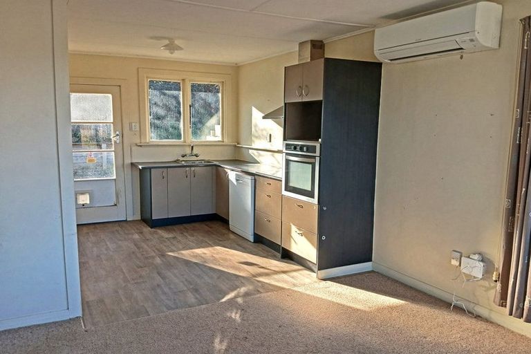 Photo of property in 17 Pratt Street, Waikouaiti, 9510