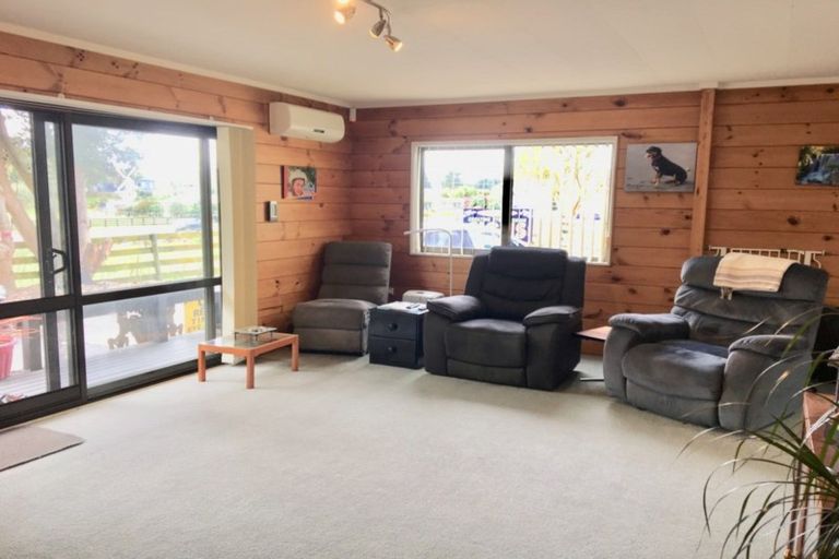 Photo of property in 30 Patrick Street, Foxton, 4814