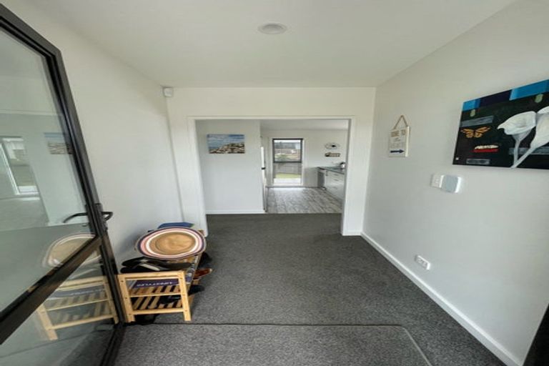 Photo of property in 19 Sunset Drive, Baylys Beach, Dargaville, 0377