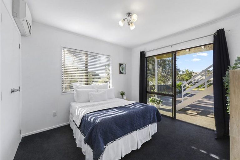 Photo of property in 91 Pacific Parade, Army Bay, Whangaparaoa, 0930