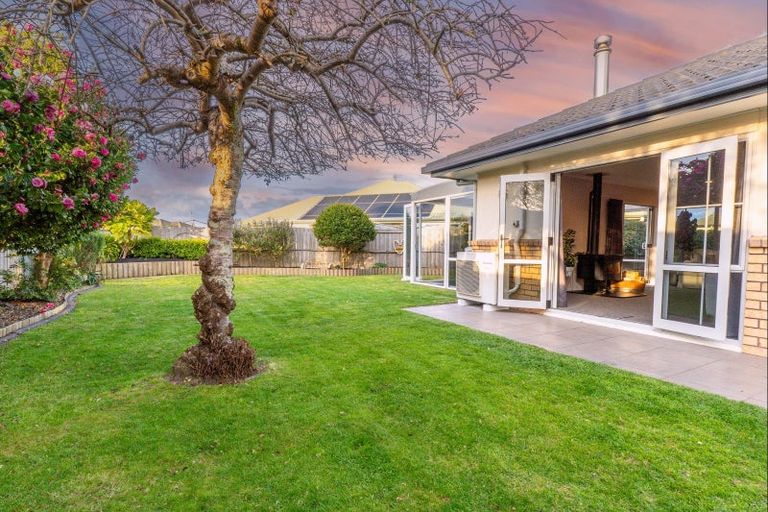 Photo of property in 26 Crichton Terrace, Mount Maunganui, 3116