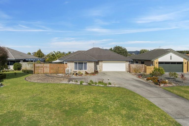 Photo of property in 12 Primrose Place, Papamoa Beach, Papamoa, 3118