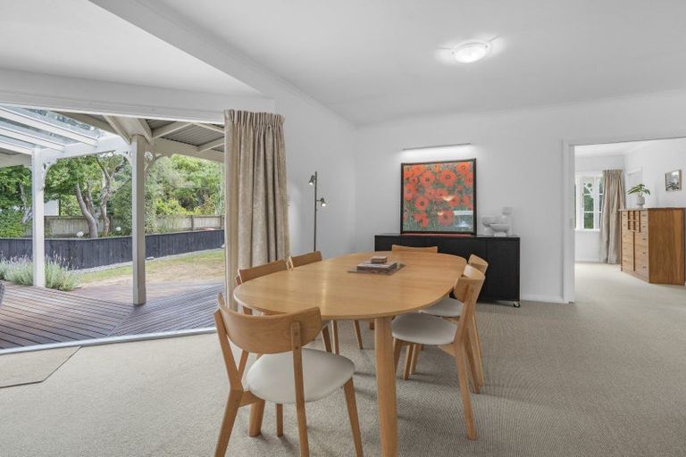 Photo of property in 28 Kuratawhiti Street, Greytown, 5712