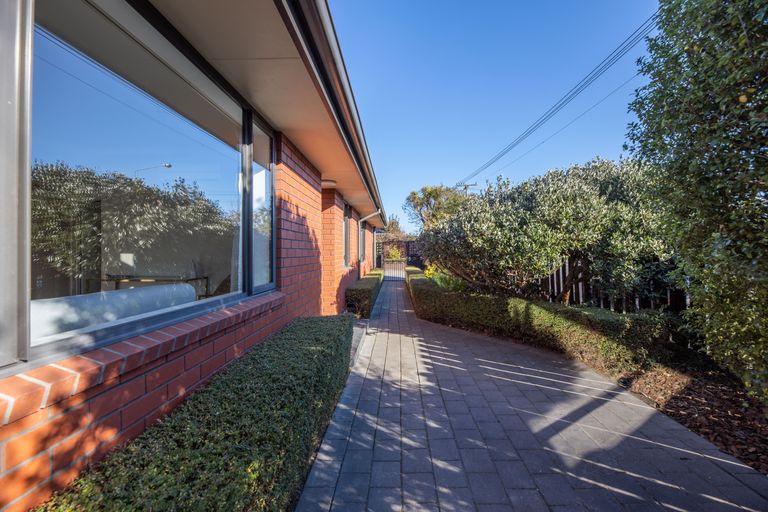Photo of property in 106 Bassett Street, Burwood, Christchurch, 8083