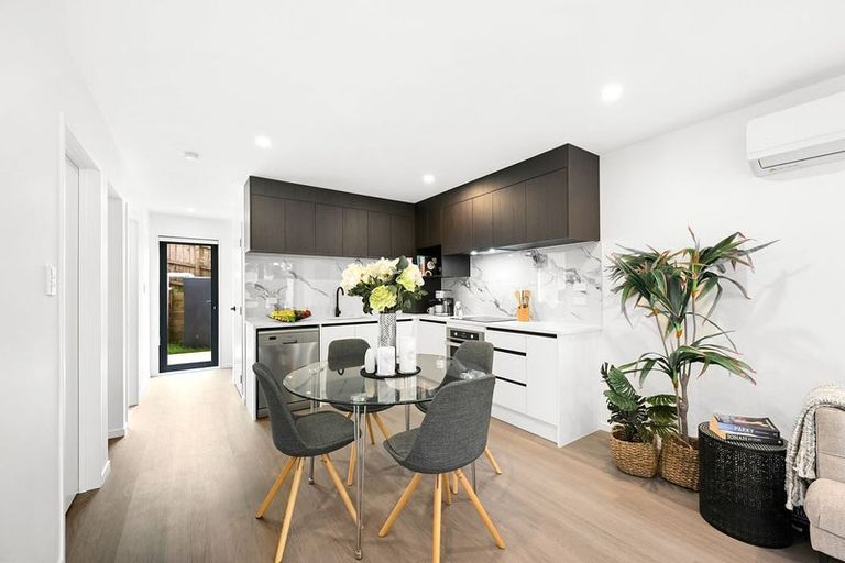 Photo of property in 12c Massine Place, Randwick Park, Auckland, 2105