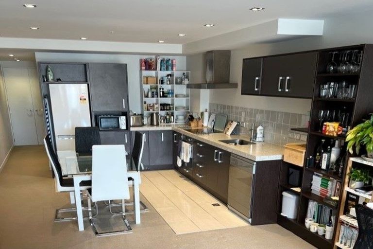 Photo of property in Monument Apartments, 4g/245 Wakefield Street, Te Aro, Wellington, 6011