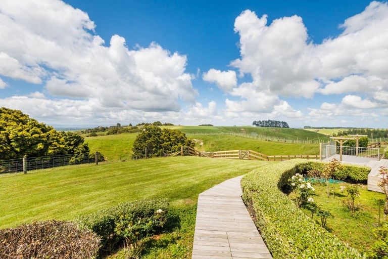 Photo of property in 109 Junction Road, Halcombe, Feilding, 4777