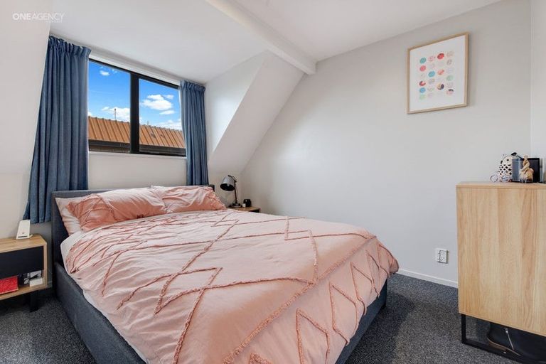 Photo of property in 5/35 Brockworth Place, Riccarton, Christchurch, 8011