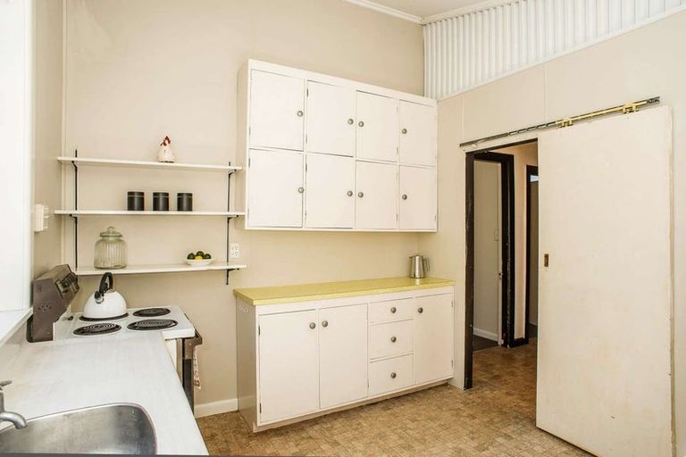 Photo of property in 211 Grant Road, Thorndon, Wellington, 6011