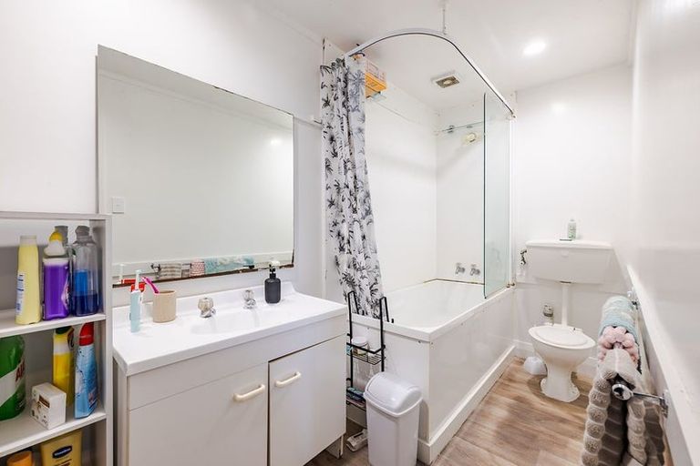 Photo of property in 108 Queen Street, North Dunedin, Dunedin, 9016