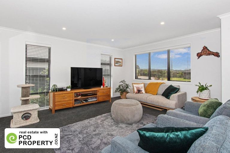 Photo of property in 27 Okaihau Place, Tikipunga, Whangarei, 0112