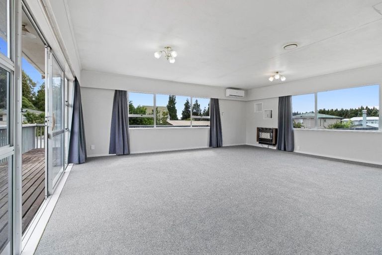 Photo of property in 26 Kiwi Avenue, Forest Lake, Hamilton, 3200