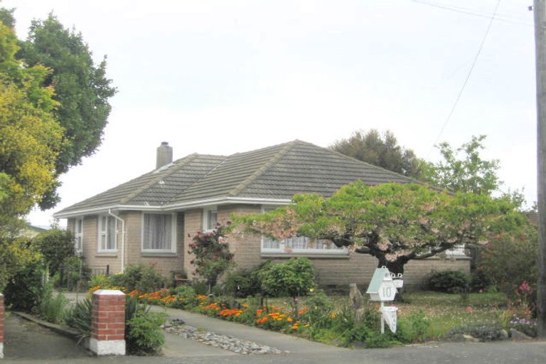 Photo of property in 10 Kingston Place, Bishopdale, Christchurch, 8053