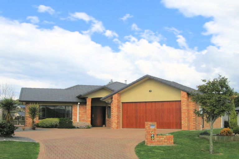 Photo of property in 14 Honeysuckle Lane, Ohauiti, Tauranga, 3112