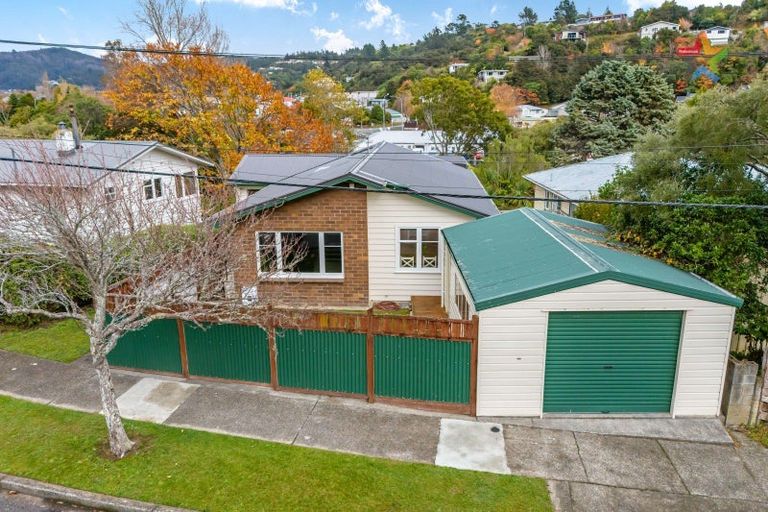 Photo of property in 66 Thomas Street, Stokes Valley, Lower Hutt, 5019