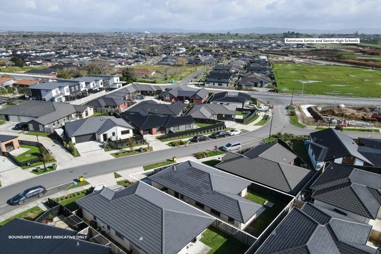 Photo of property in 11 Pragma Rise, Rototuna North, Hamilton, 3210