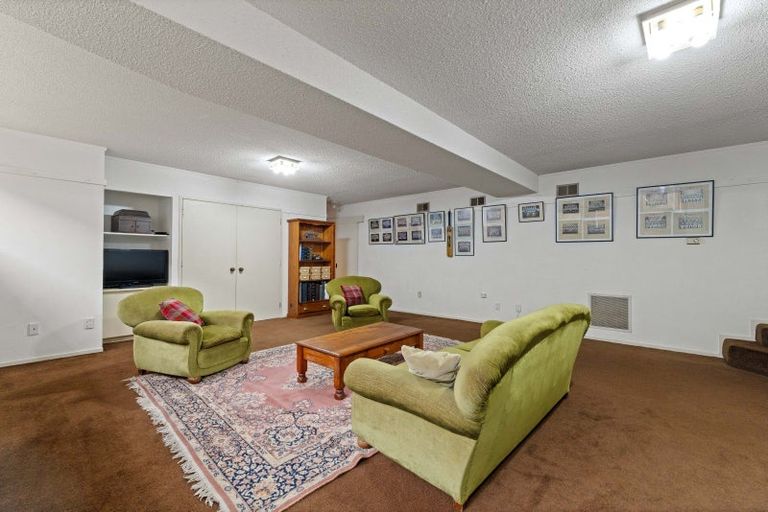 Photo of property in 21 Fillis Street, New Plymouth, 4310