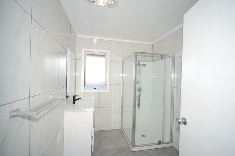 Photo of property in 26 Legacy Drive, Henderson, Auckland, 0612