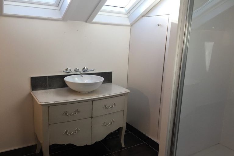 Photo of property in 127b Access Road, Kumeu, 0891