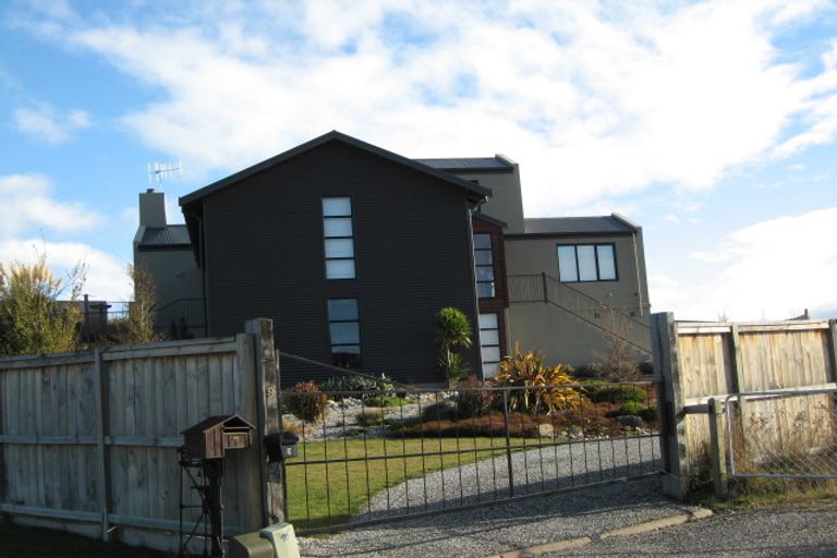 Photo of property in 9 Anreca Lane, Wanaka, 9305