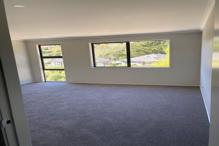 Photo of property in 54 Martingale Drive, Whitby, Porirua, 5024