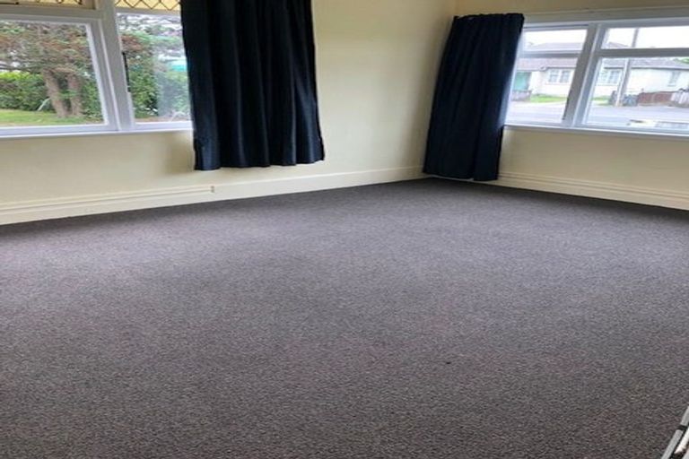 Photo of property in 10 Johnston Street, Foxton, 4814