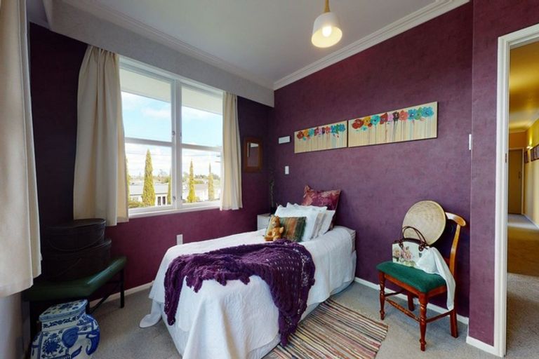 Photo of property in 42 Read Street, Levin, 5510