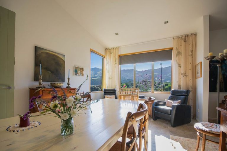 Photo of property in 33 Seaview Lane, Wainui, French Farm, 7582