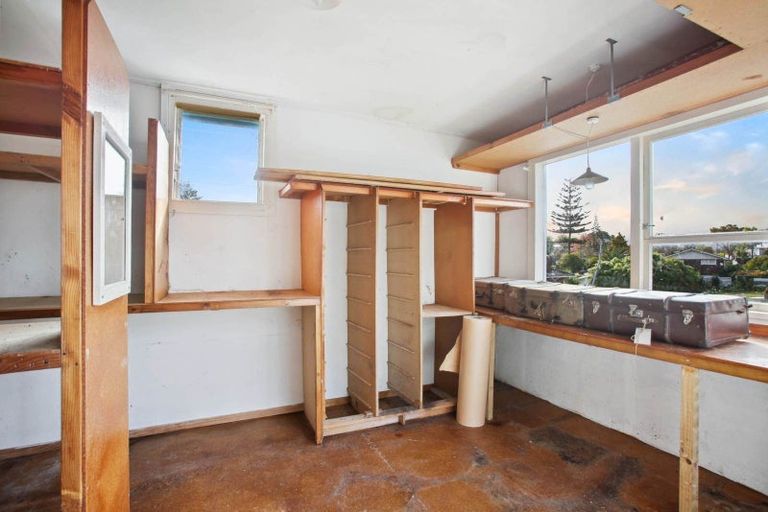 Photo of property in 65 Saffron Street, Birkdale, Auckland, 0626