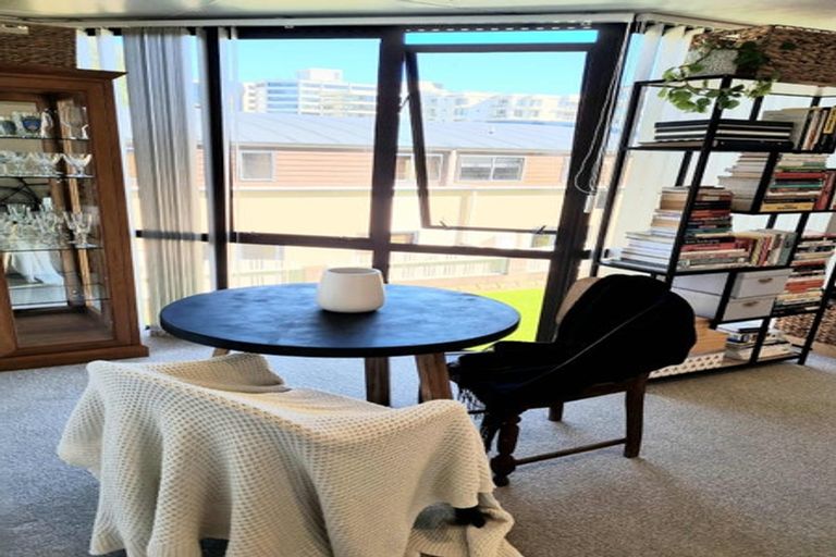 Photo of property in 40m Maunganui Road, Mount Maunganui, 3116