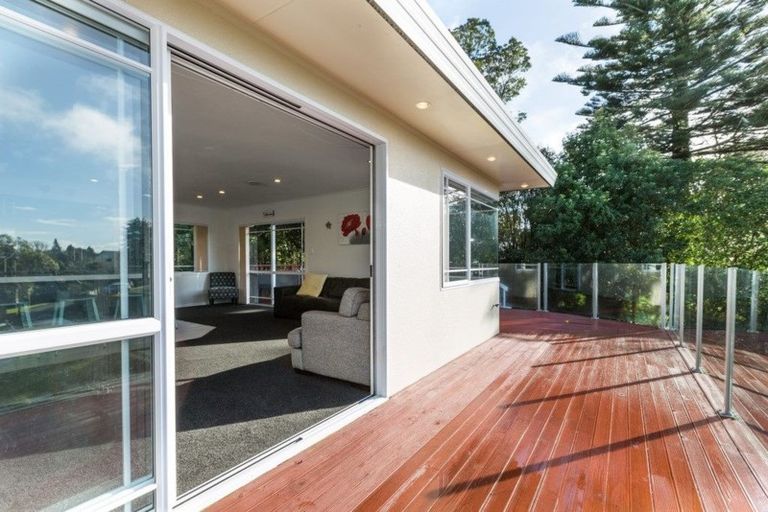 Photo of property in 12 Ngaio Street, Inglewood, 4330