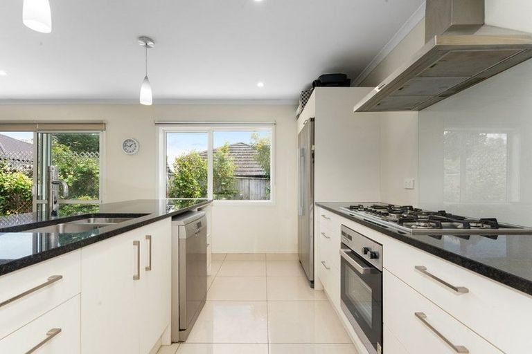 Photo of property in 15 Resolution Drive, Whitby, Porirua, 5024