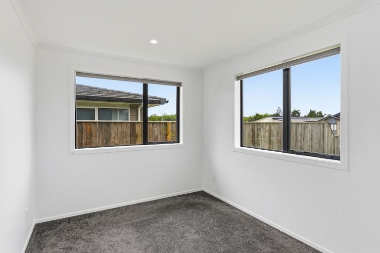 Photo of property in 97 Hinemoa Street, Levin, 5510