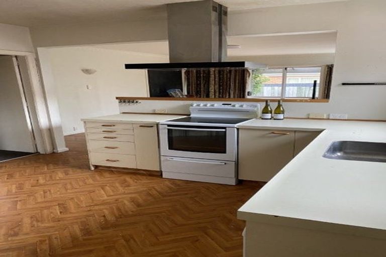 Photo of property in 150 Ilam Road, Ilam, Christchurch, 8041