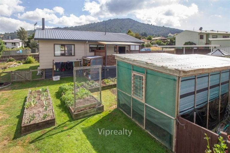 Photo of property in 3b Jet Place, Pukehangi, Rotorua, 3015