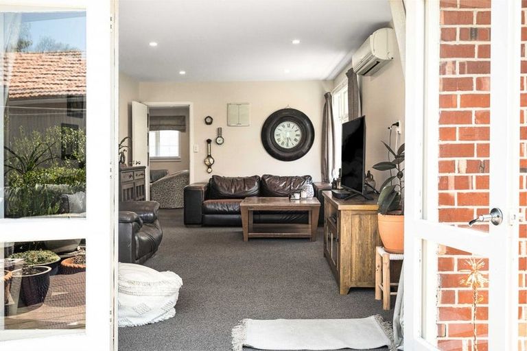 Photo of property in 15 Thornton Street, Mairehau, Christchurch, 8013